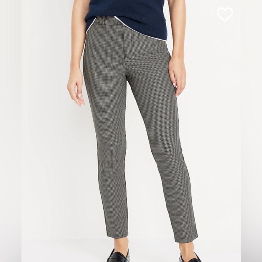 Old Navy High Waisted Pixie Ankle Pant